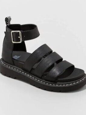 Trendy - Wild Fable Miranda Black Strappy Platform Sandals Size 11